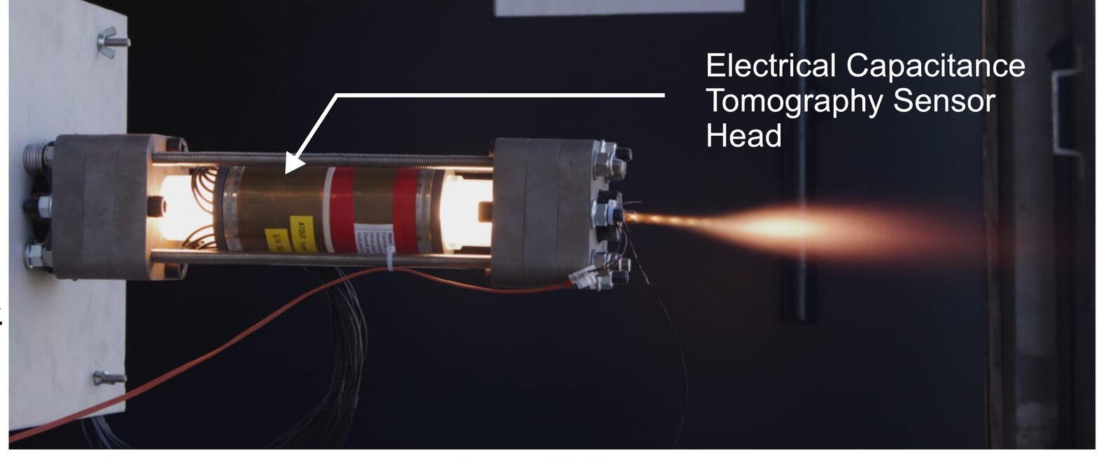 The MACAW hybrid rocket motor firing with the ECT sensor head installed around the combustion section